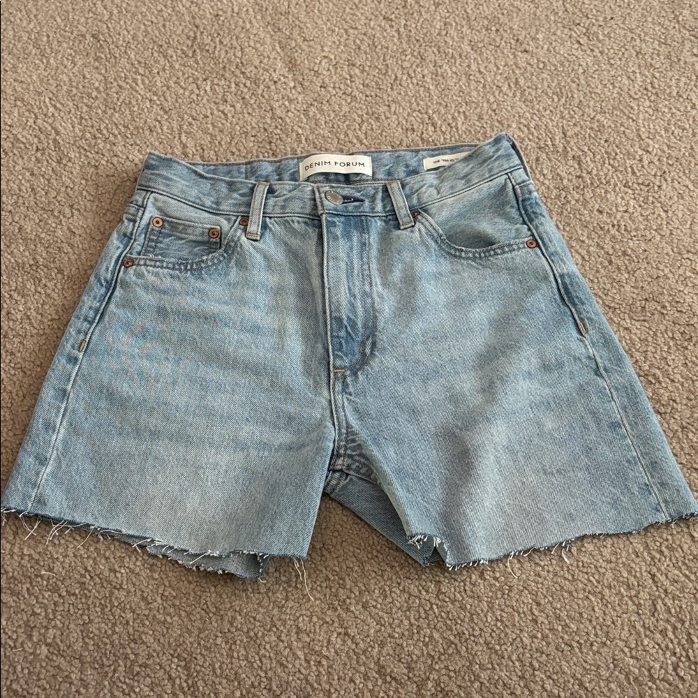 Denim Forum Light Blue Cutoff Shorts- The 90s soggy Lo-rise Baggy size 23